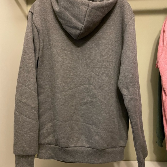 Forever21 men’s gray hoodie - Picture 2 of 4